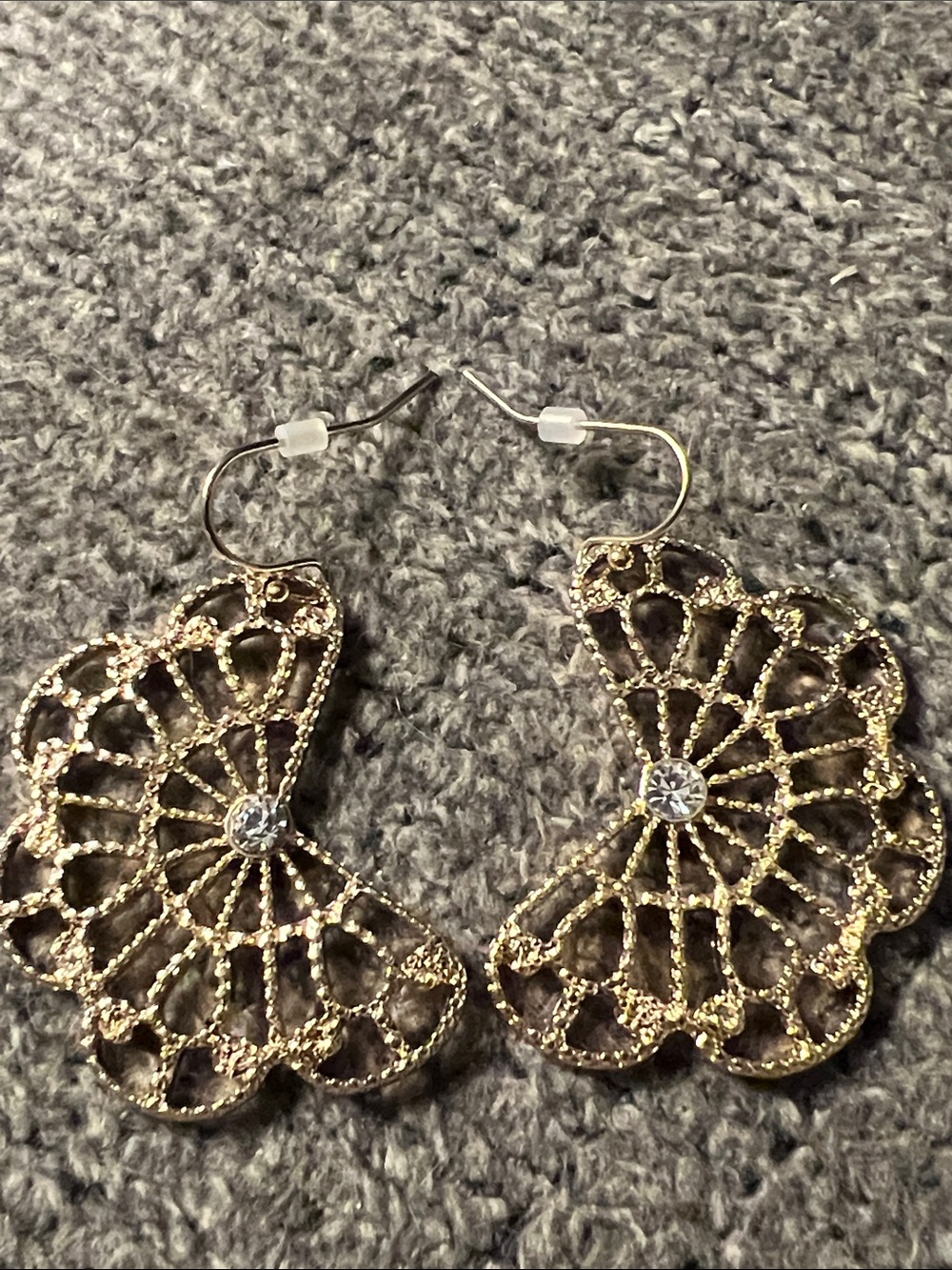 3/$18 Gold Filigree Fan Drop Earrings with Rhinestone Accent Lot 545